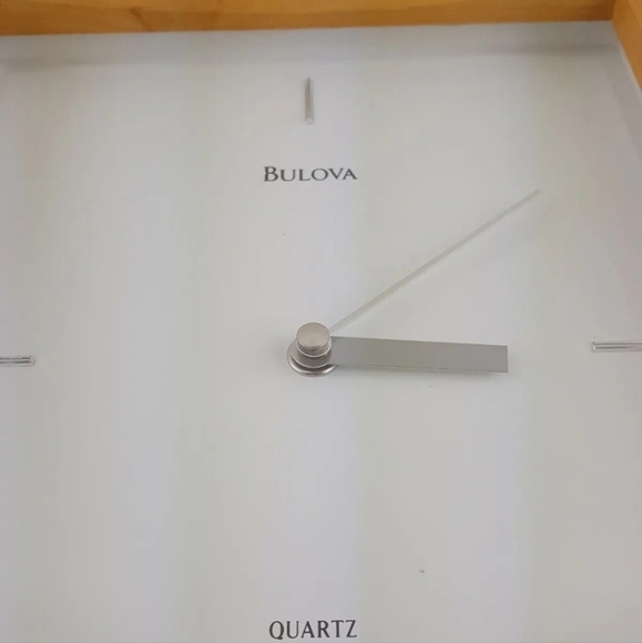 Vintage Bulova wall clock 1980s Wall Decor Rectangular Wood Wooden Modern - Picture 4 of 4